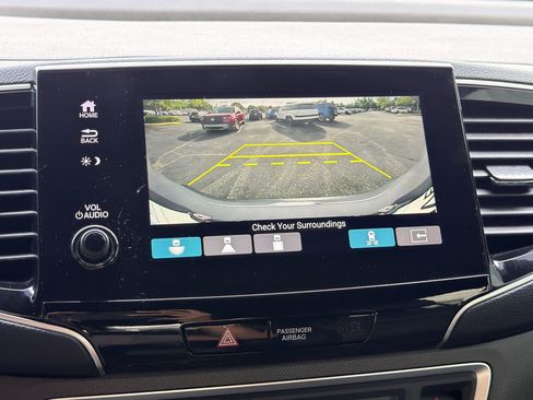 Used 2022 Honda Passport TrailSport image 16