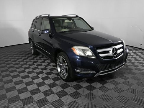 Used 2014 Mercedes-Benz GLK 350 2WD image 25