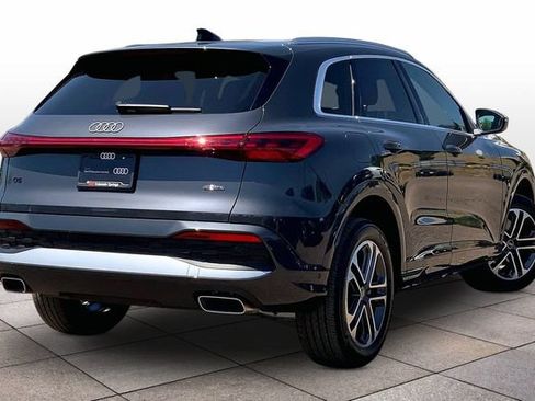 Used 2025 Audi Q5 Premium w/ Convenience Package AWD/4WD image 13
