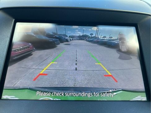 Used 2020 Ford Edge SEL FWD image 29