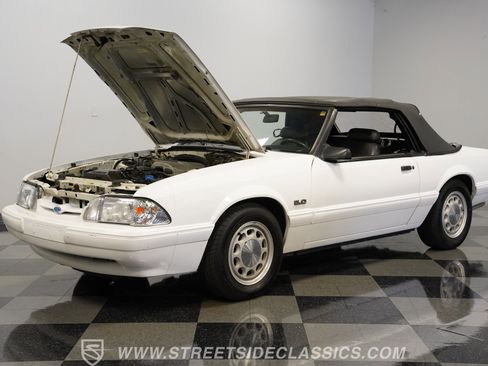 Used 1987 Ford Mustang LX image 32