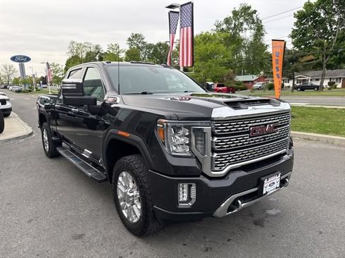 Used 2020 GMC Sierra 2500 Denali w/ Denali Ultimate Package AWD/4WD image 4
