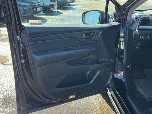Used 2023 Honda Odyssey EX-L image 8