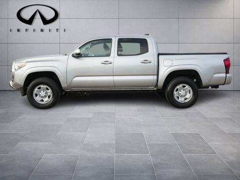 Used 2023 Toyota Tacoma SR AWD/4WD image 4