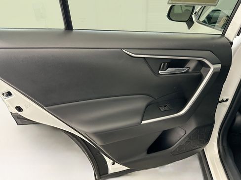 Used 2024 Toyota RAV4 XLE image 27