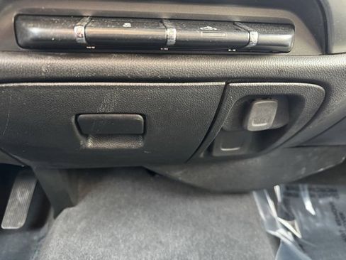 Used 2019 Chevrolet Silverado 1500 LT w/ All Star Edition image 15