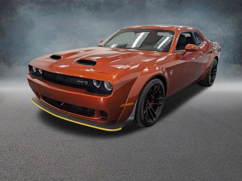 Used 2023 Dodge Challenger SRT Hellcat image 1