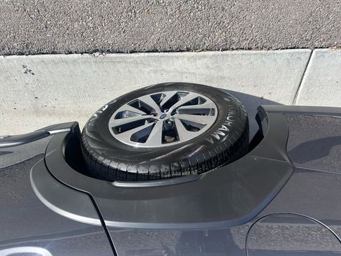 Used 2023 Subaru Outback Premium image 15