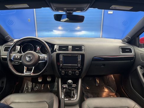 Used 2017 Volkswagen Jetta GLI FWD image 26