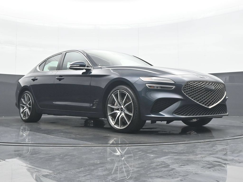 Used 2024 Genesis G70 2.5T RWD image 34
