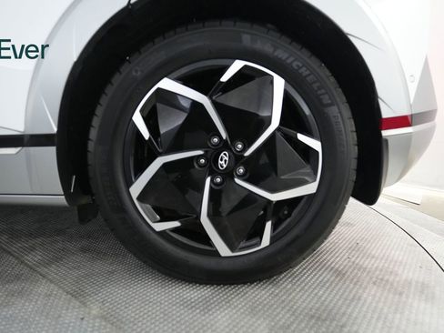 Used 2024 Hyundai Ioniq 5 Limited RWD image 9