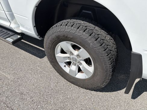 Used 2023 RAM 1500 Tradesman w/ Chrome Plus Package AWD/4WD image 22