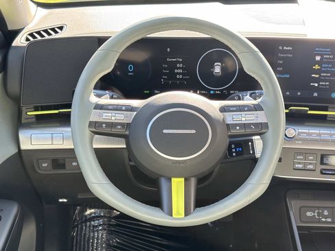 Used 2024 Hyundai Kona Limited image 9