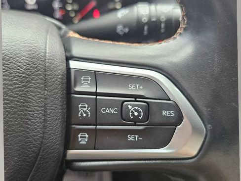 Used 2022 Jeep Compass Limited AWD/4WD image 16