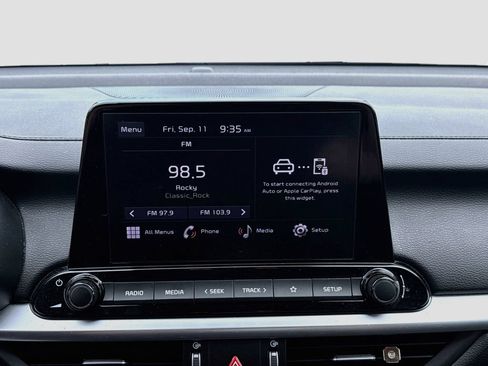 Certified 2024 Kia Forte LXS w/ LXS Technology Package FWD image 18