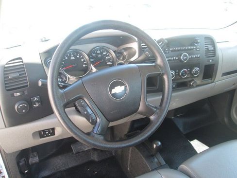 Used 2013 Chevrolet Silverado 3500 W/T image 14