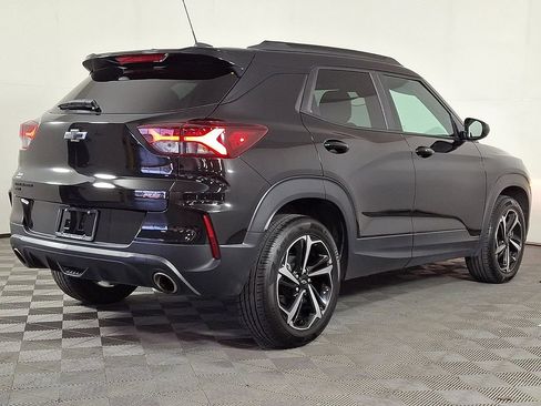 Used 2022 Chevrolet TrailBlazer RS AWD/4WD image 9
