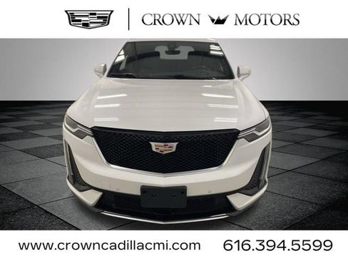 Certified 2023 Cadillac XT6 Sport w/ Technology Package AWD/4WD image 2