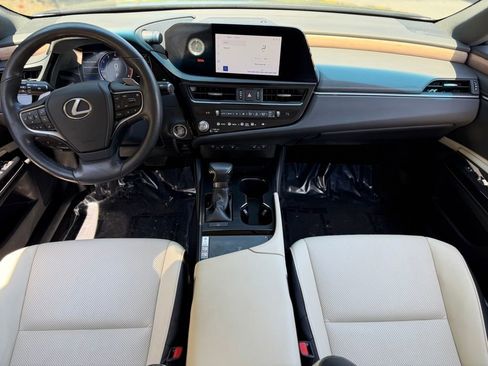 Used 2023 Lexus ES 350 w/ Premium Package image 40