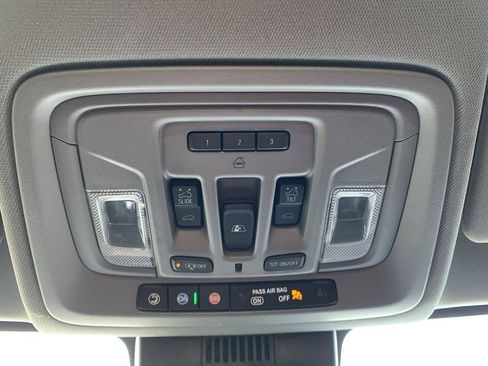 Used 2023 GMC Sierra 1500 Denali w/ Denali Reserve Package image 31