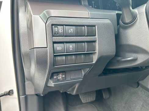 Used 2025 Toyota Tacoma SR5 RWD image 14