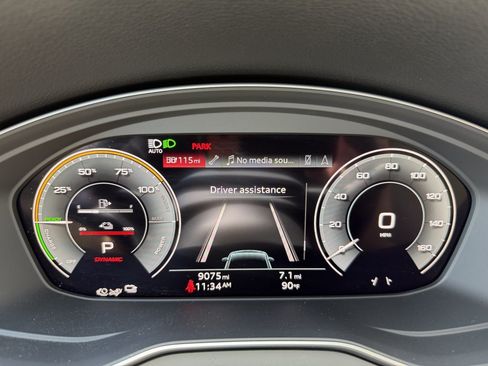 Used 2024 Audi Q5 e Prestige w/ Prestige Package AWD/4WD image 20