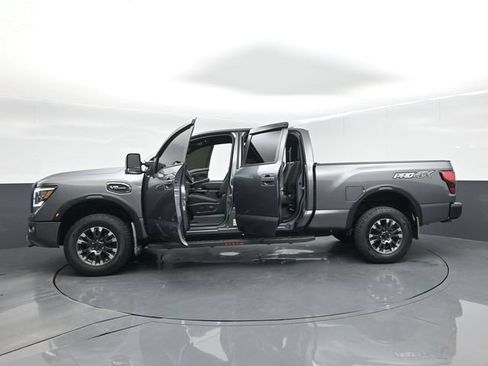 Used 2022 Nissan Titan PRO-4X w/ Pro-4x Convenience Package AWD/4WD image 69