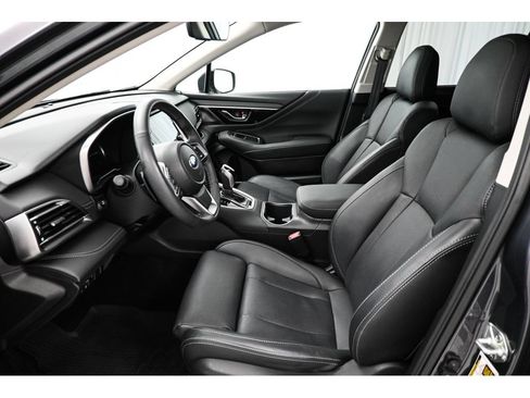 Used 2024 Subaru Outback Limited AWD/4WD image 12