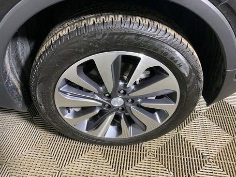 Used 2022 Buick Encore Preferred image 15