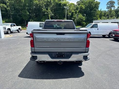 Used 2021 Chevrolet Silverado 1500 LT AWD/4WD image 17