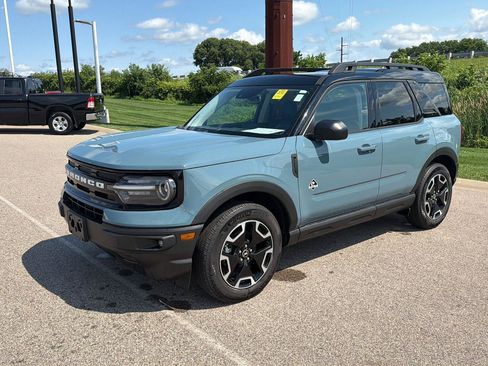 Used 2023 Ford Bronco Sport Outer Banks w/ Tech Package AWD/4WD image 5