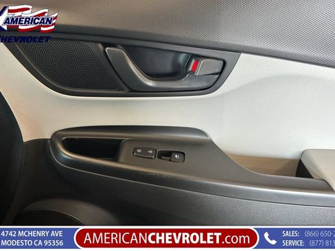Used 2023 Hyundai Kona SEL w/ Cargo Package AWD/4WD image 22