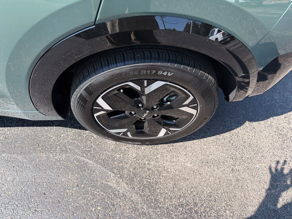 Used 2024 Kia Niro Wind FWD image 10