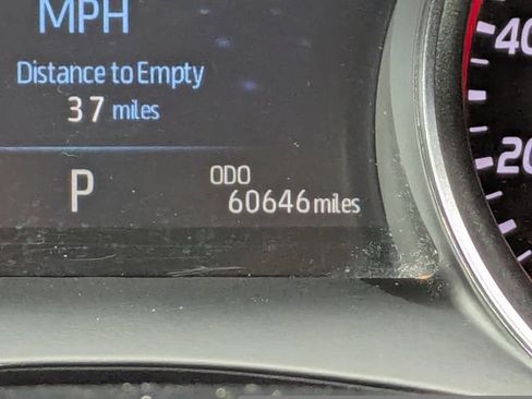 Used 2024 Toyota Camry XSE FWD image 27