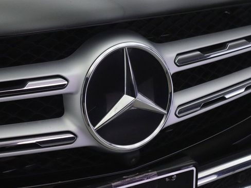 Certified 2022 Mercedes-Benz GLC 300 image 26