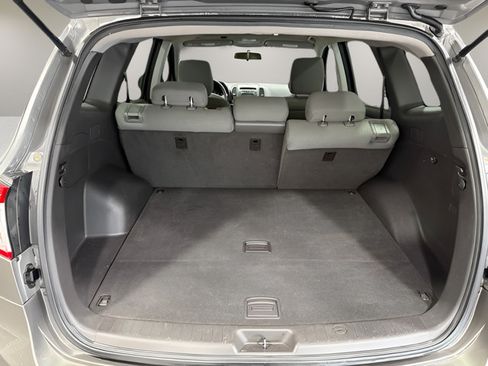 Used 2011 Hyundai Santa Fe GLS FWD image 32