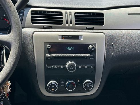 Used 2011 Chevrolet Impala Police image 16