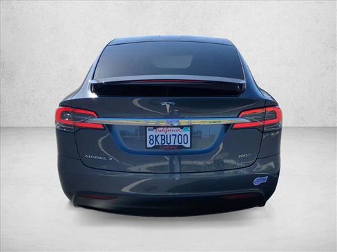 Used 2019 Tesla Model X 100D image 7