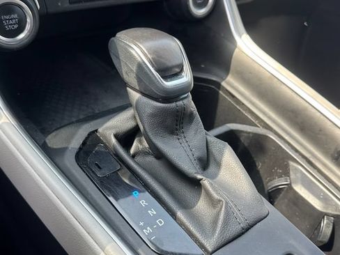 Used 2024 Toyota Grand Highlander AWD image 16