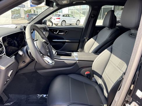 New 2026 Mercedes-Benz GLC 300 image 10