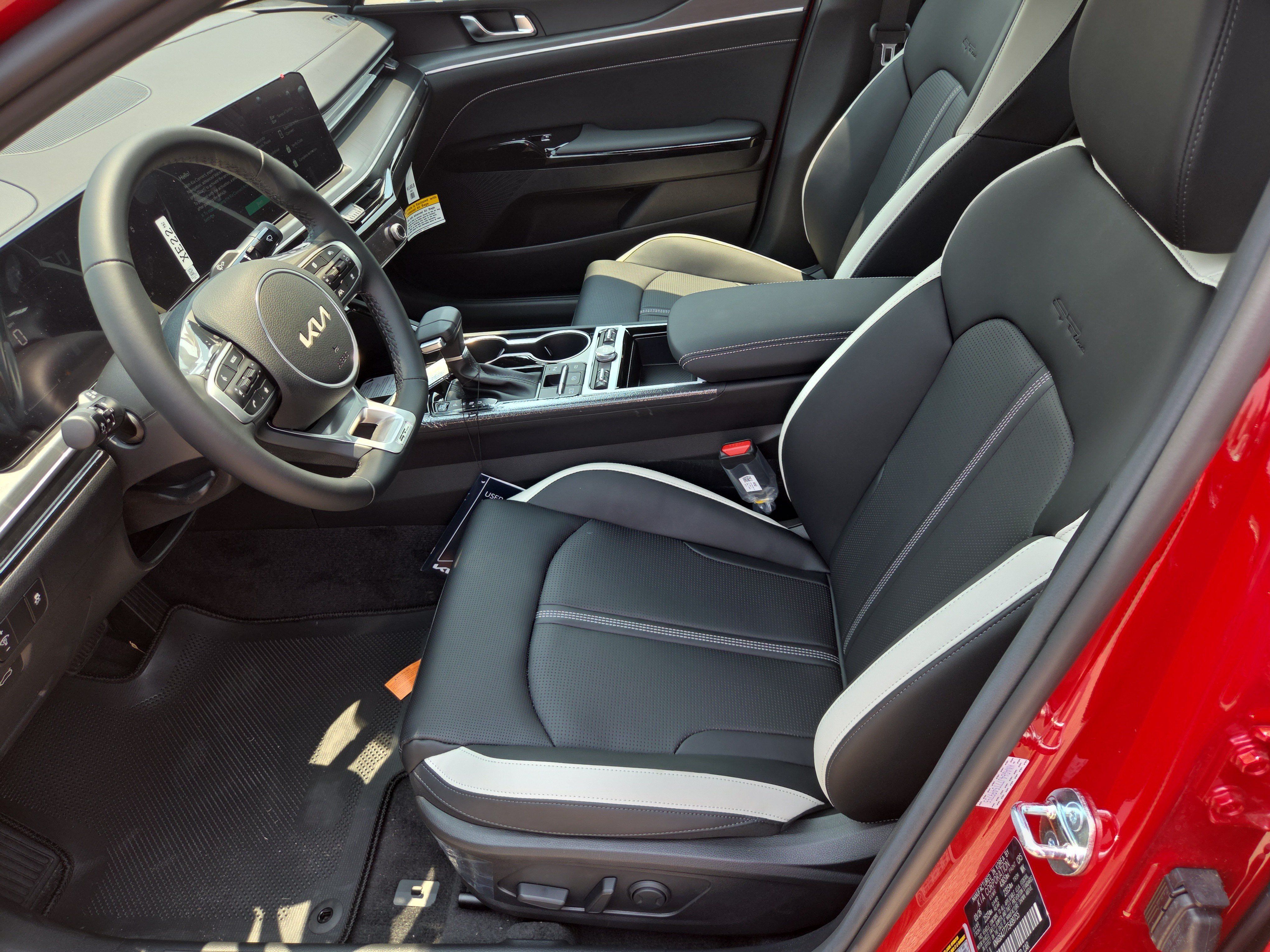 New 2026 Kia K5 GT-Line FWD image 4