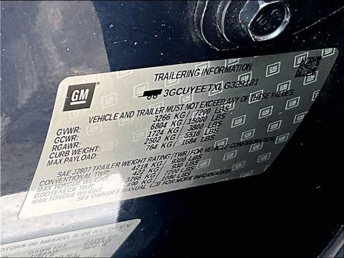 Used 2020 Chevrolet Silverado 1500 RST w/ All-Star Edition image 35