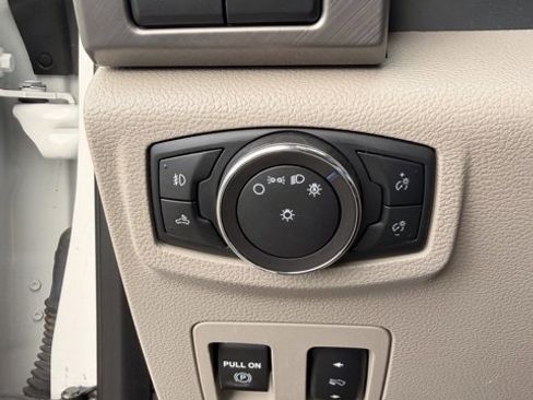 Used 2019 Ford F150 Limited w/ Trailer Tow Package image 7