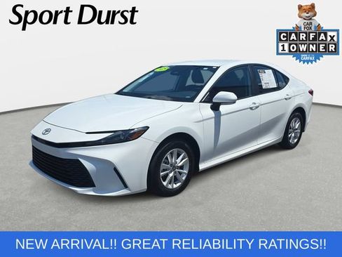 Used 2025 Toyota Camry LE AWD/4WD image 1