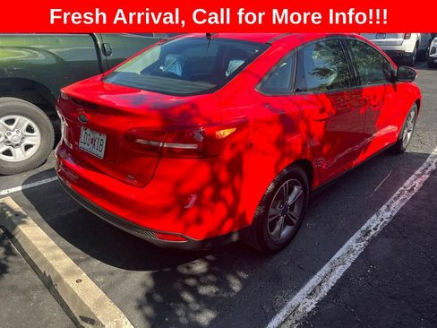 Used 2017 Ford Focus SE FWD image 19
