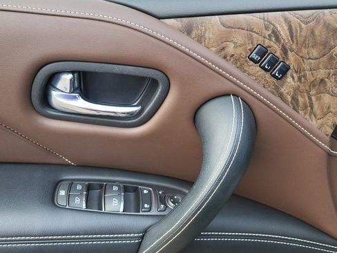 Used 2023 INFINITI QX80 Premium Select w/ All-Season Package AWD/4WD image 15