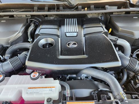 New 2025 Lexus LX 600 4WD w/ Luxury Package image 21