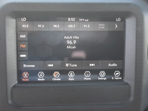 Used 2023 Jeep Wrangler Unlimited w/ Cold Weather Group AWD/4WD image 25
