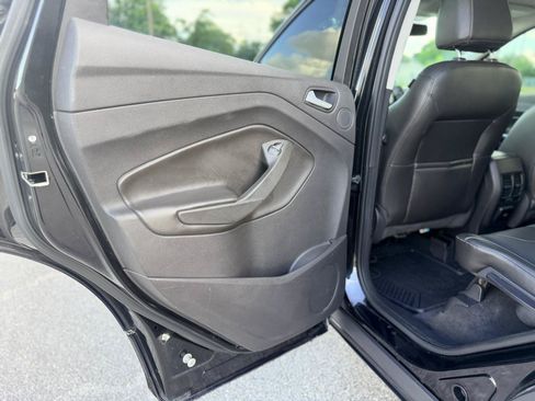 Used 2013 Ford Escape Titanium w/ Parking Technology Pkg FWD image 13