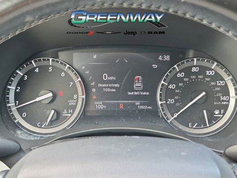 Used 2020 Toyota Highlander XLE FWD image 24